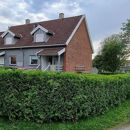 Trivelig Rekkehus I Naerheten Av Gamlebyen/ Fr.Stad Apartment Fredrikstad